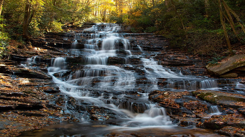 Minnehaha Falls near Lakemont, Georgia, river, fall, autumn, cascades ...
