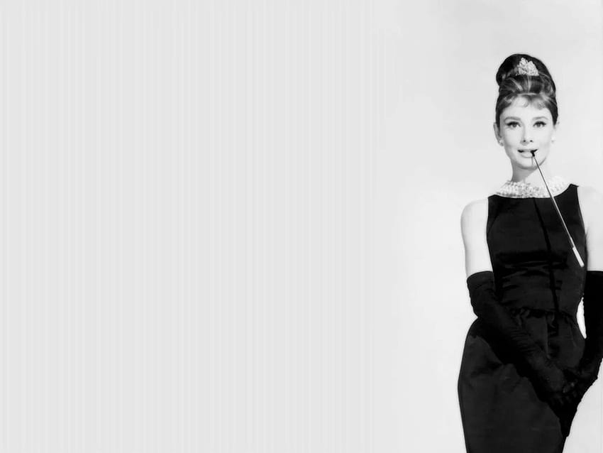 Audrey Hepburn 18 - 1024 X 768 HD wallpaper