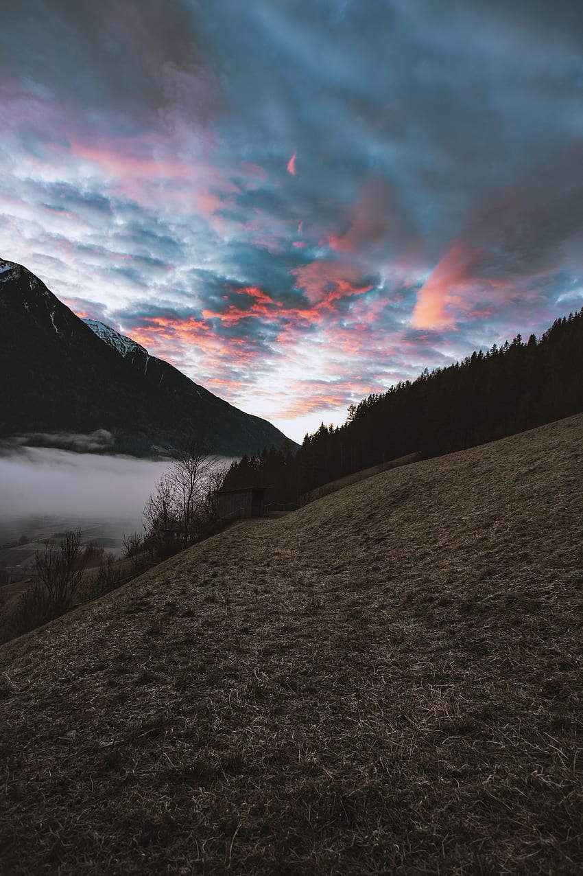 Natura, Trawa, Niebo, Góry, Chmury, Włochy, Południowy Tyrol Tapeta na telefon HD