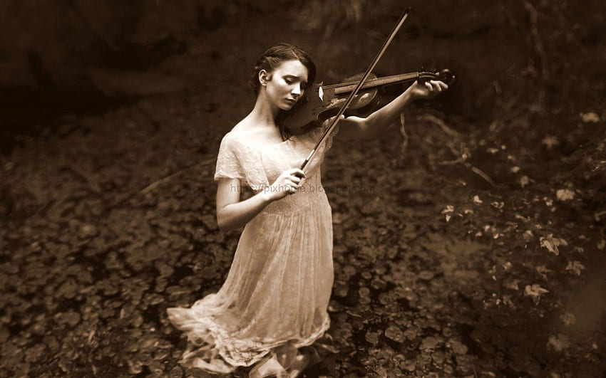 of Pretty Girl in Tears feeling the Pain of Love, Alone Girls Violin HD wallpaper