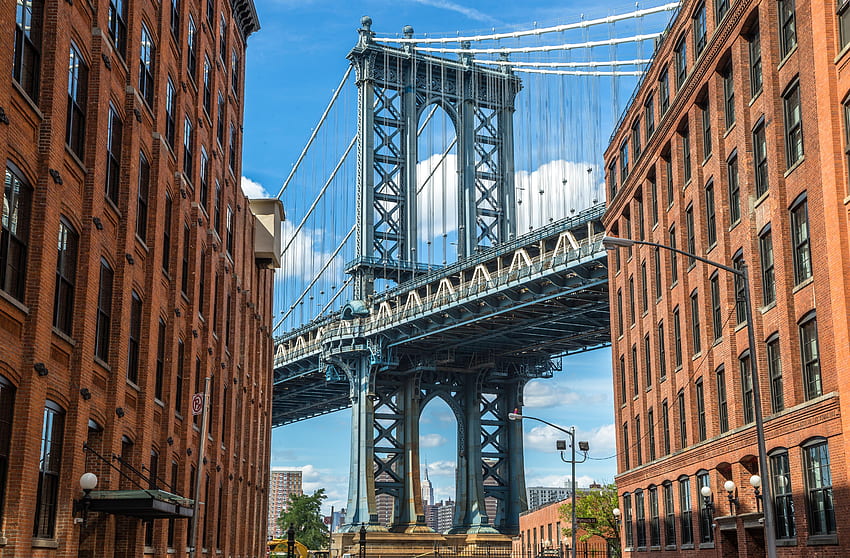 New York City Brooklyn old buildings and bridge in Dumbo HD wallpaper