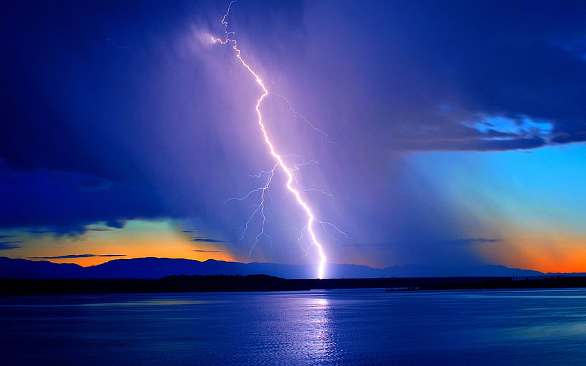 LATE EVENING STORM, lake, lightning, united states, colorado, sky, Usa, evening, storm, sunset HD wallpaper