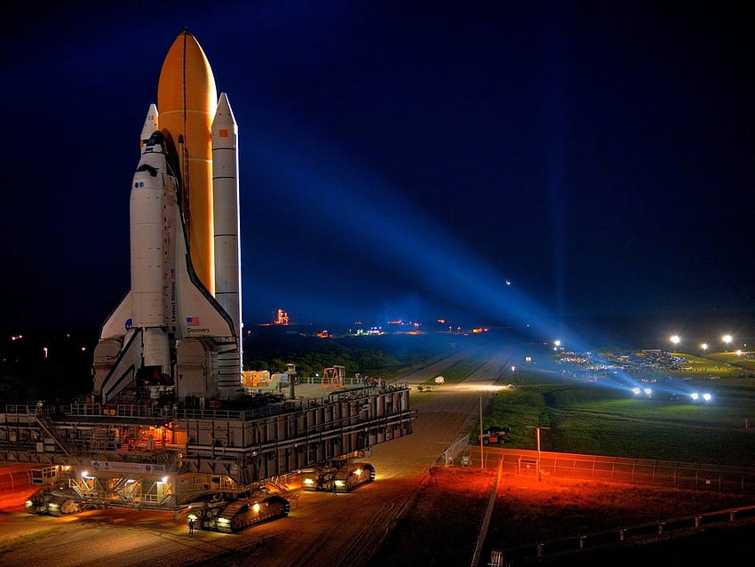 science, NASA, launch pad, Space Shuttle Discovery, rocket engine - HD wallpaper