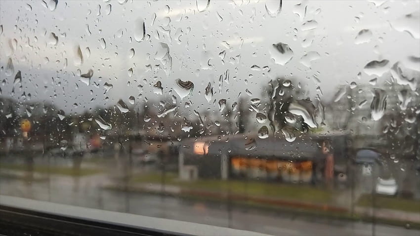 Krople deszczu na oknie. Relaksujący wygaszacz ekranu, deszcz na oknie Tapeta HD