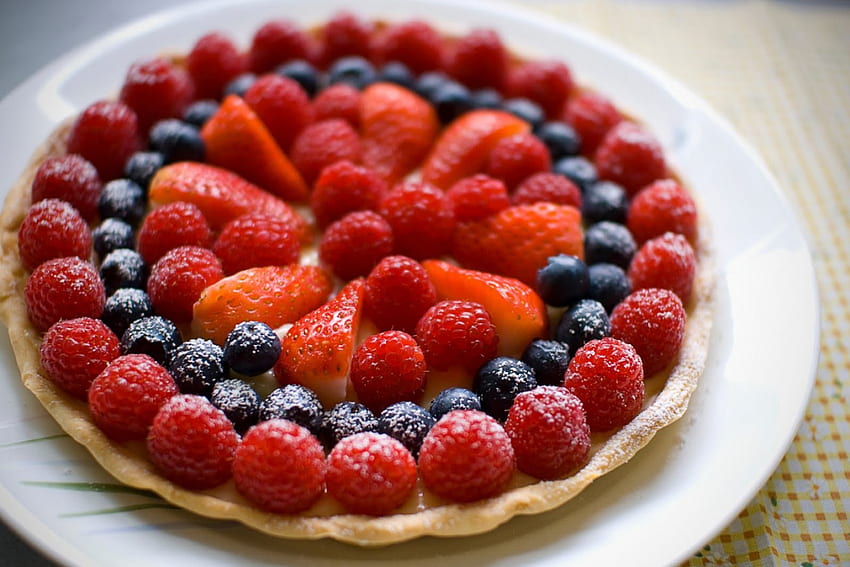 Berry delight, sweet, delight, tart, strawberries, berries, sugar, berry, blueberries, plate, raspberries HD wallpaper