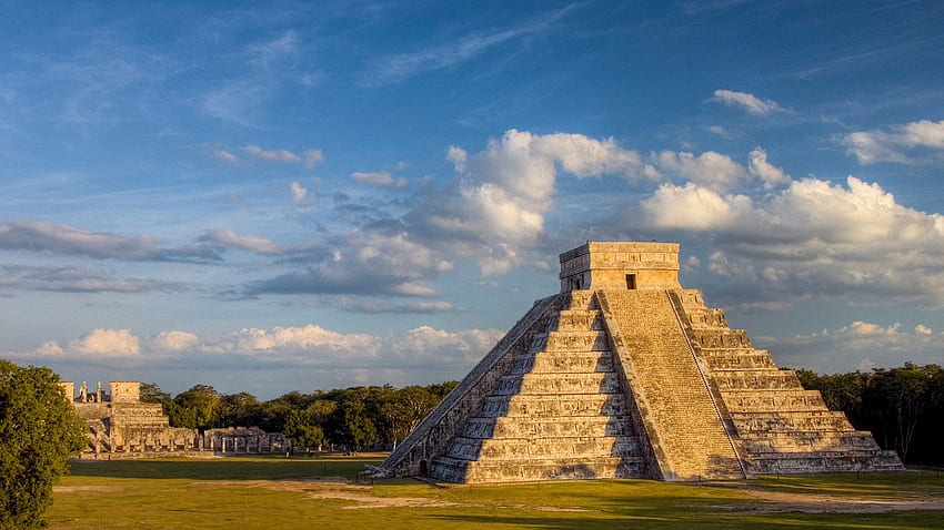 Pyramid of Kukulcan or El Castillo, Chichen Itza, Yucatan, Mexico. Windows 10 Spotlight, Yucatán HD wallpaper