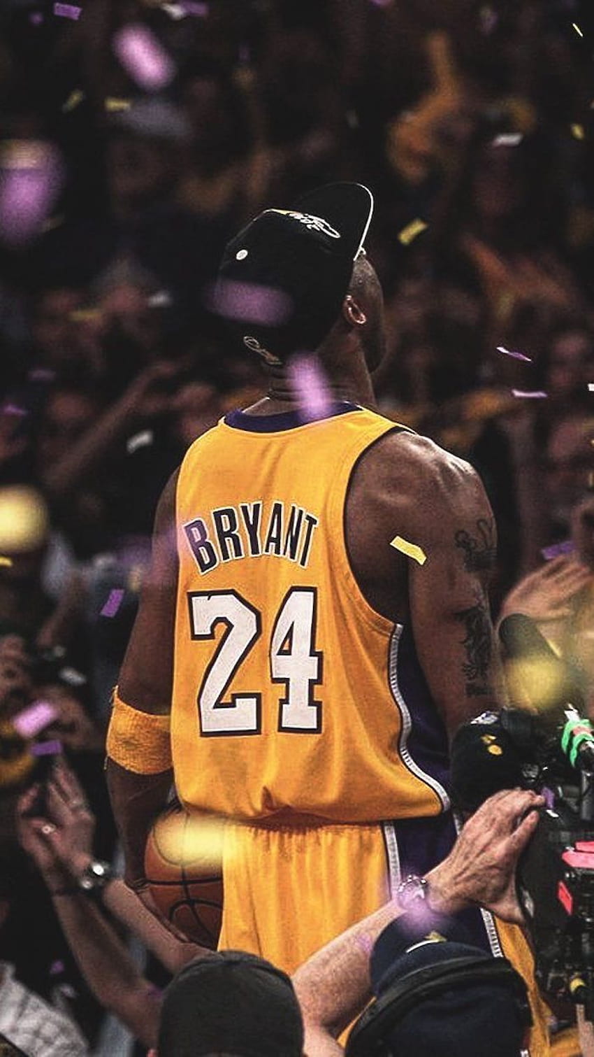 per un Kobe Bryant Per onorare la leggenda, Kobe Bryant e LeBron James Sfondo del telefono HD