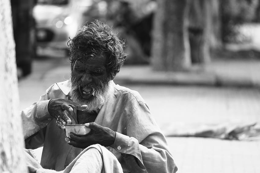 Old Poor Indian man , Poor Man HD wallpaper
