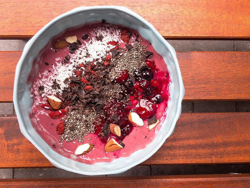 Acai bowl with chocolate, berries, almonds and coconut, AÇAI HD wallpaper