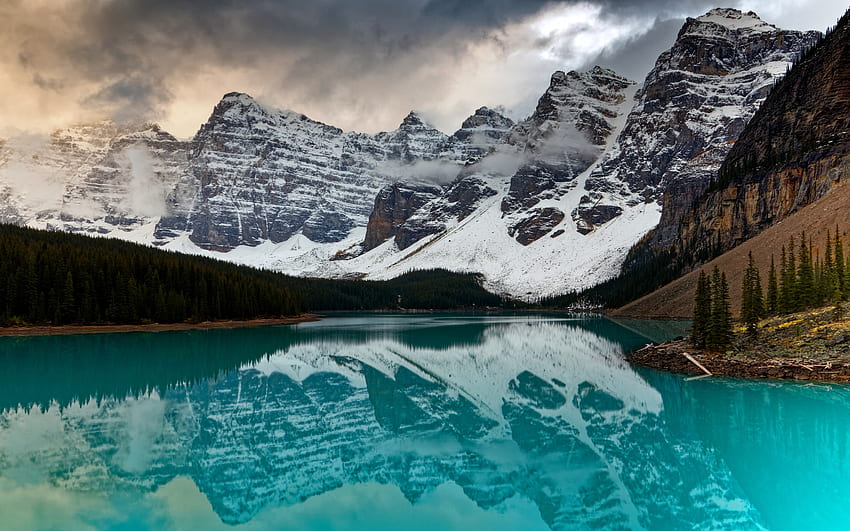 paisagem de montanha, rochas, lago glacial, noite, pôr do sol, Alberta, Canada papel de parede HD