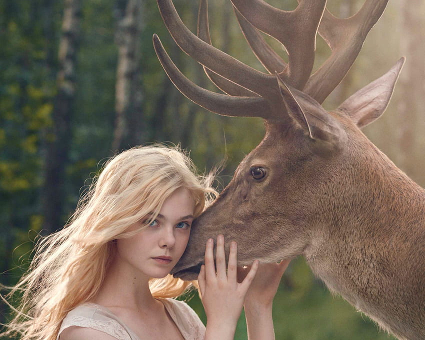 Elle Fanning, animal, horns, blonde, deer, girl, actress HD wallpaper