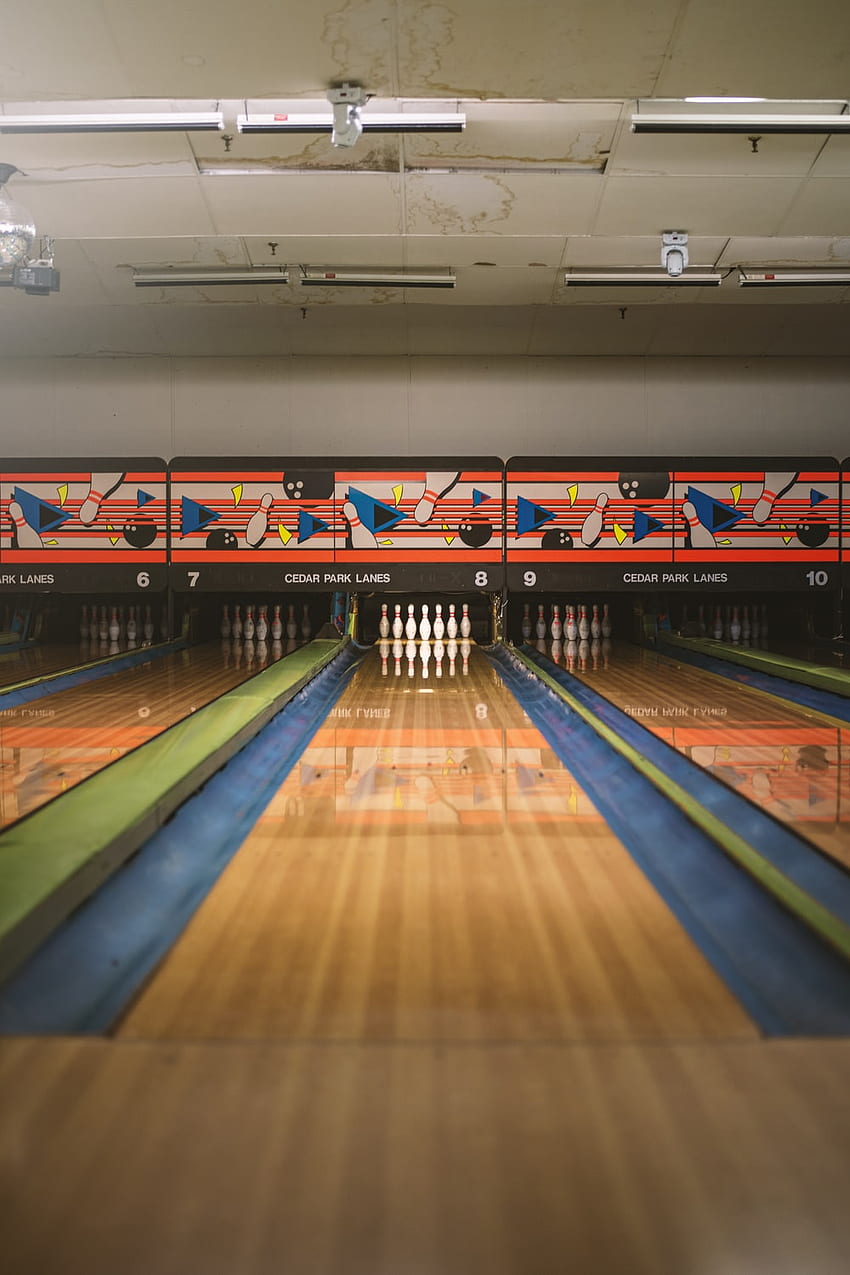 Bowling Alley , Retro Bowling HD phone wallpaper