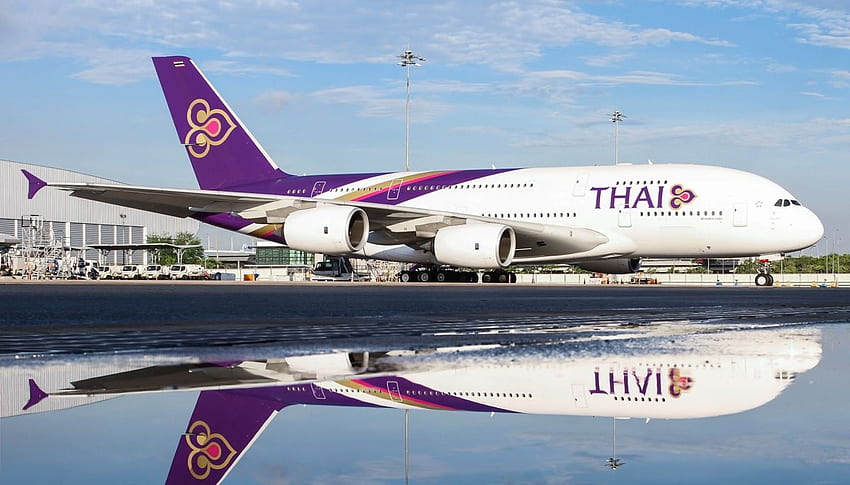 Thai Airways Airbus A380 800 Su Yansıması Üzerine. uçak HD duvar kağıdı