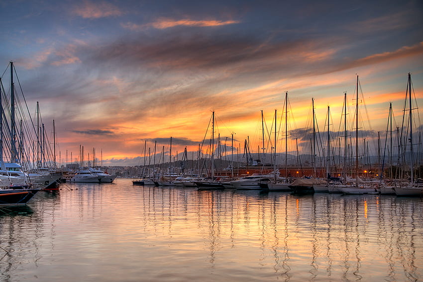 Sonnenuntergang über den Yachten, Sonnenuntergänge, Boote, Natur, Ruhe, Wasser, See, Yachten HD-Hintergrundbild