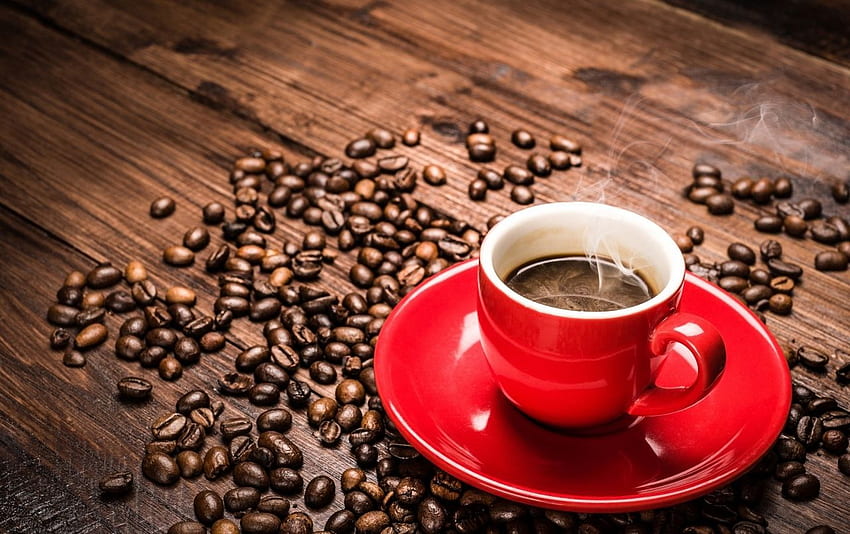Rote Kaffeetasse und Kaffeebohnen. Rote Kaffeetasse HD-Hintergrundbild