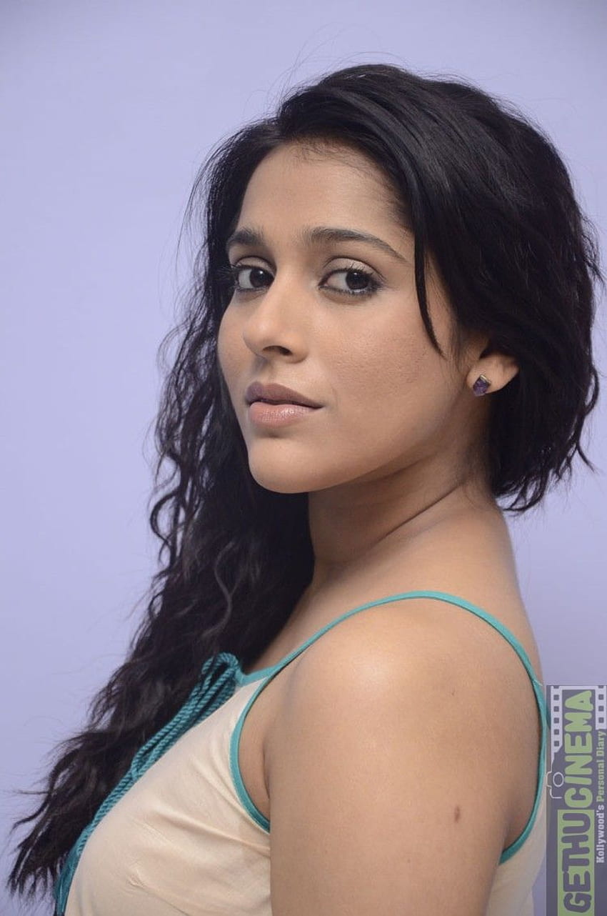 Rashmi Gautam Actress Rashmi Gautam Gallery Tags Rashmi Gautam & Background HD phone wallpaper