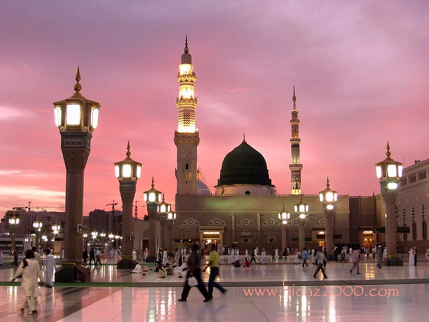 Medina, Saudi Arabia.I just want to go everywhere in the Middle, I Love Saudi Arabia HD wallpaper