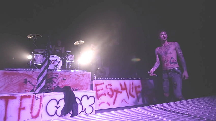 Machine Gun Kelly covers Limp Bizkits Rollin Black Flag Songs, Alone MGK HD wallpaper