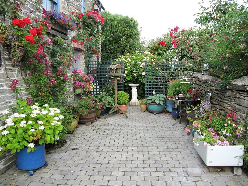 Pomysły na pionowe ogrodnictwo warzywne Małe projekty ogrodów przydomowych, ogrody przydomowe Tapeta HD