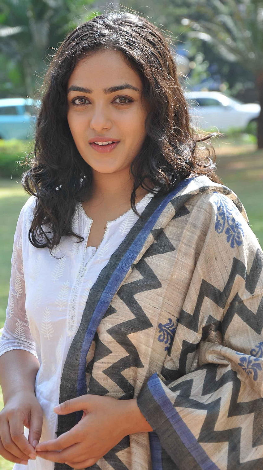 Nithya Menon, mallu aunty, cute HD phone wallpaper | Pxfuel