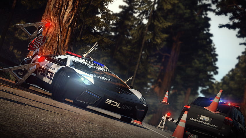 Need for Speed ​​Hot Pursuit Polizeiauto... HD-Hintergrundbild