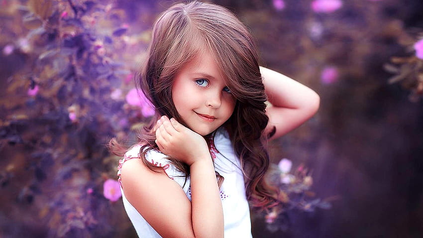Mała dziewczynka, fioletowy, różowy, ładny, dziewczyna, dziecko, copil Tapeta HD