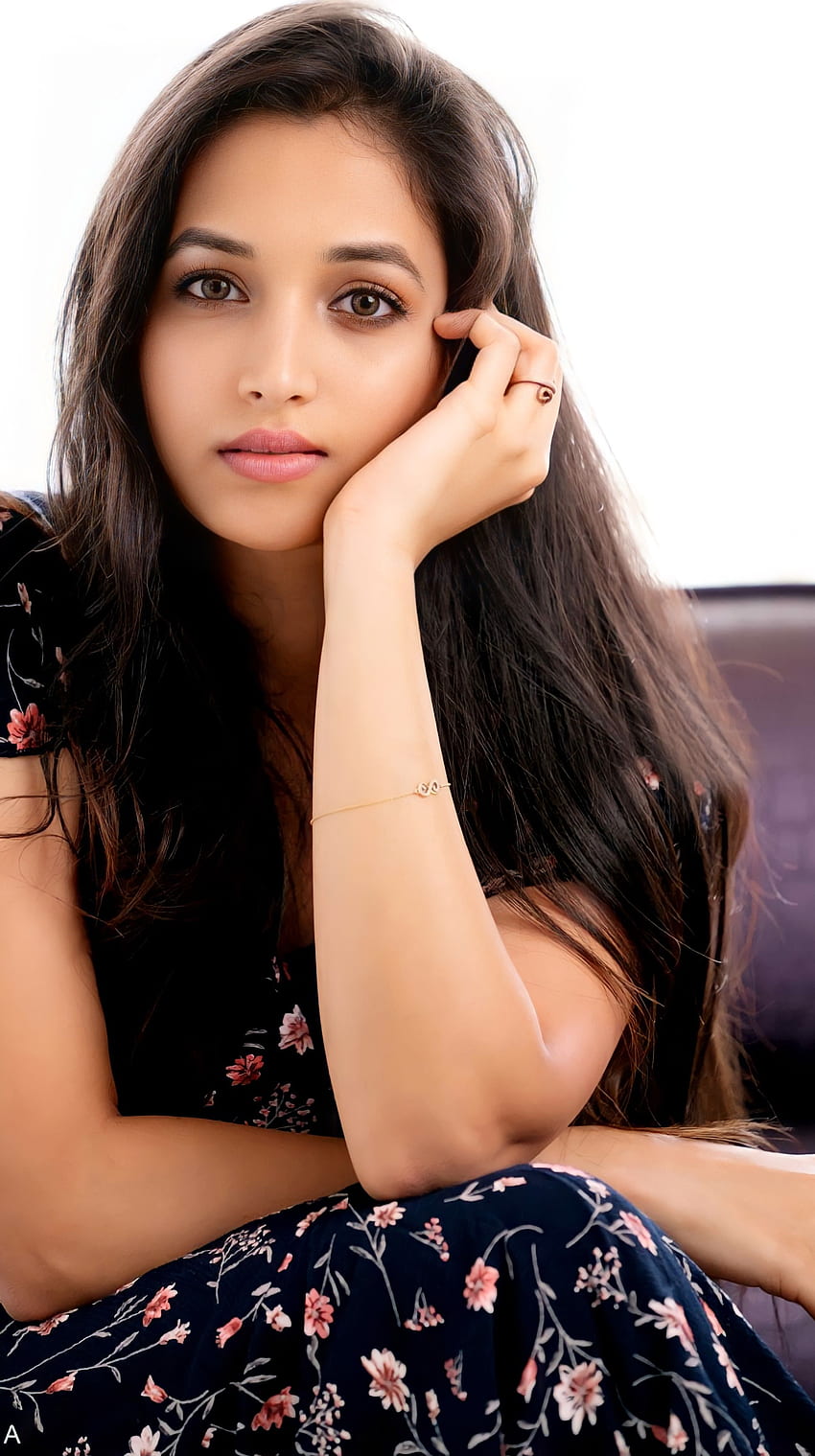 Srinidhi Shetty, atriz Kannada Papel de parede de celular HD