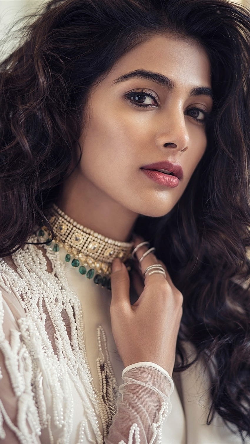 South Heroine, Pooja Hegde, Beautiful Tamil Actress HD phone wallpaper ...