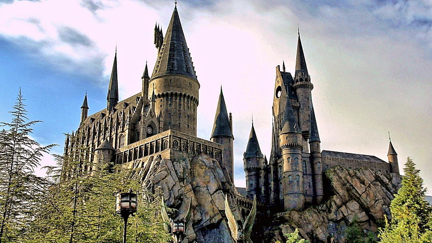 Computadora de Harry Potter del castillo de Hogwarts, escuela de Harry Potter fondo de pantalla