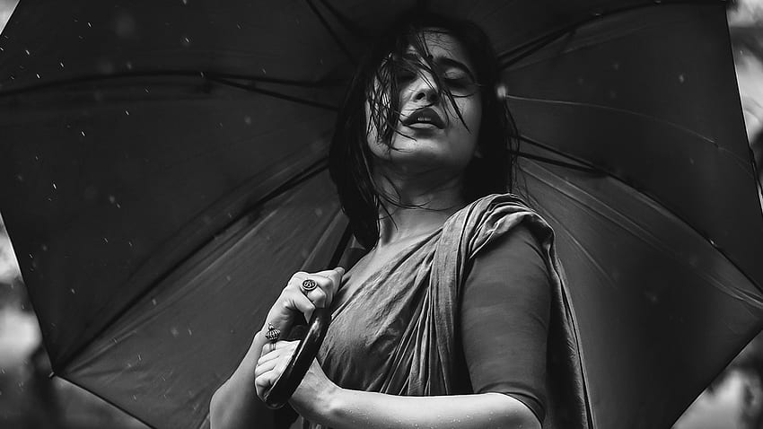 Celebrity, Shweta Tripathi, Rain, Umbrella & Background, Rainy Umbrella HD wallpaper