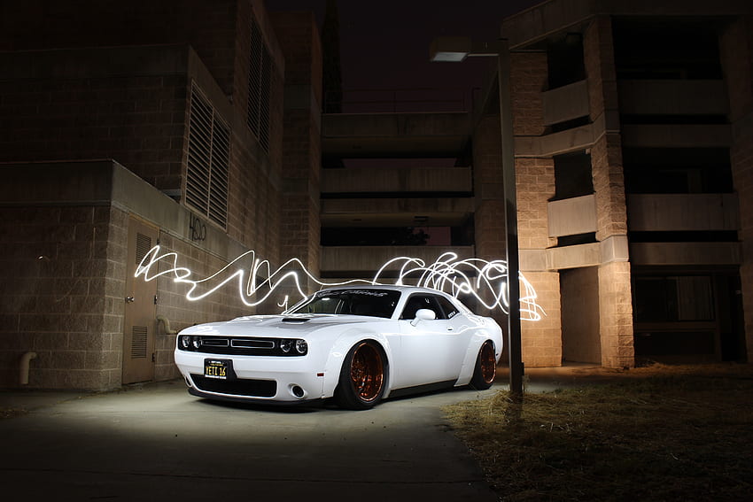 White muscle car, Dodge Challenger HD wallpaper