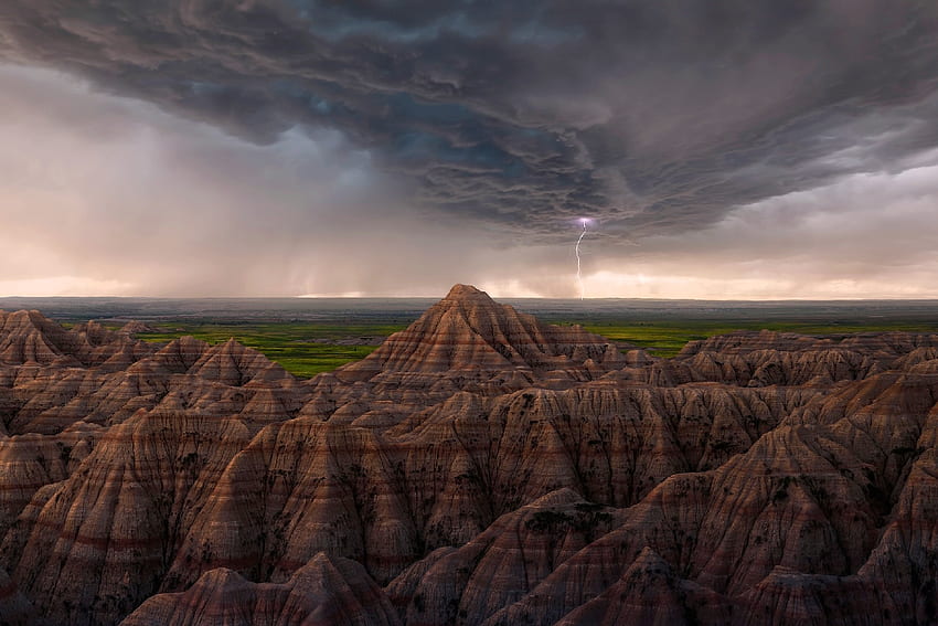 Storm over Badlands N.P., South Dakota, lightning, nature, usa, canyons HD wallpaper