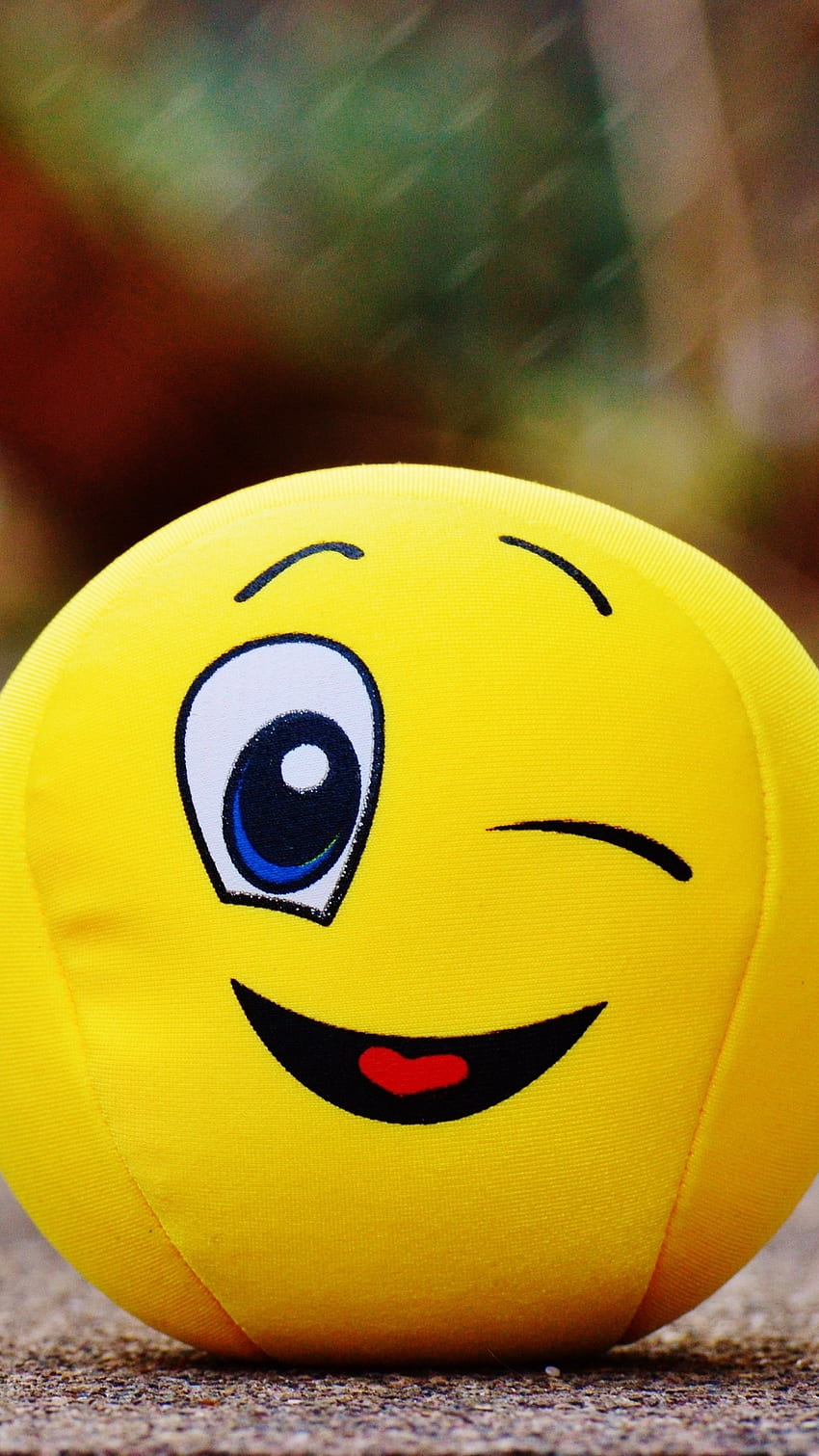 Smile Wale, Funny, Yellow Ball HD phone wallpaper