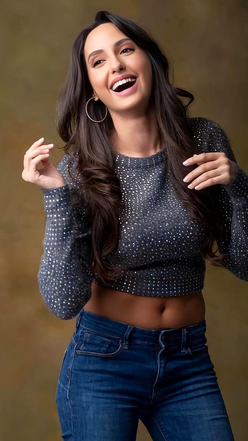 Nora Fathi, atriz de Bollywood Papel de parede de celular HD