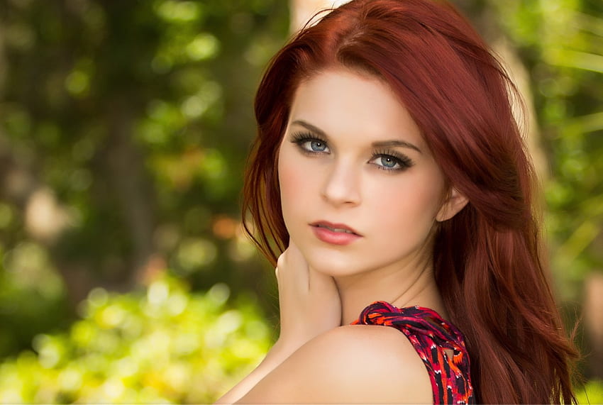 Model, tampilan berambut merah, bermata biru, wajah cantik, close-up, cewek, cantik Wallpaper HD