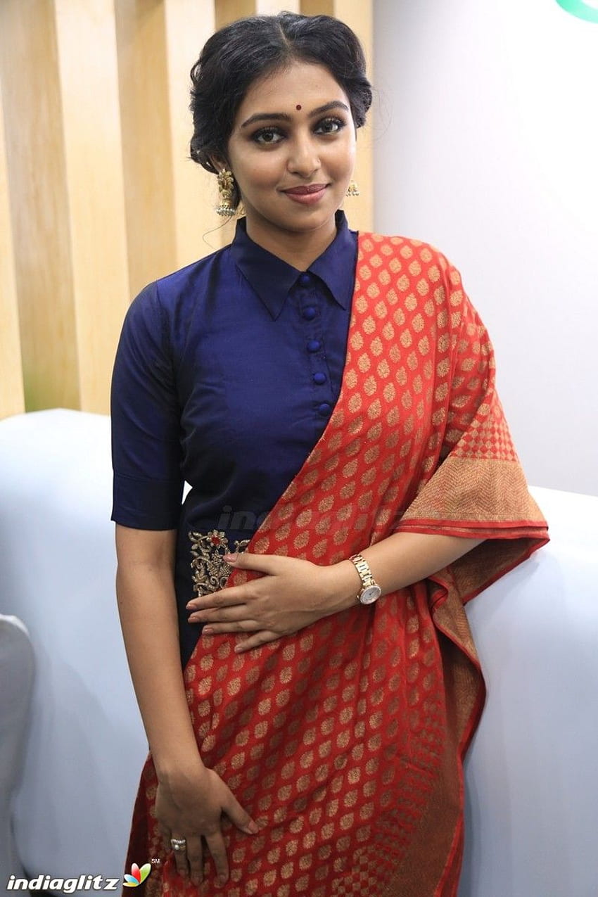 Lakshmi Menon - Tamil Actress , , gallery, stills and clips HD phone wallpaper