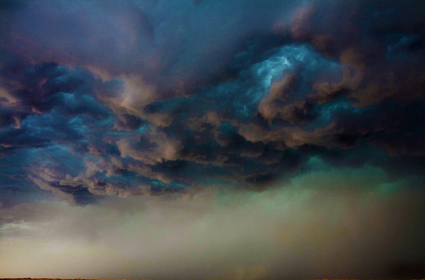Hermosas nubes de un tornado en desarrollo, BELLEZA, LLUVIA, NATURALEZA, TORMENTAS fondo de pantalla