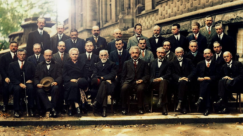 Solvay Conference (1927 - Colorized - ) : アルバート・アインシュタイン 高画質の壁紙