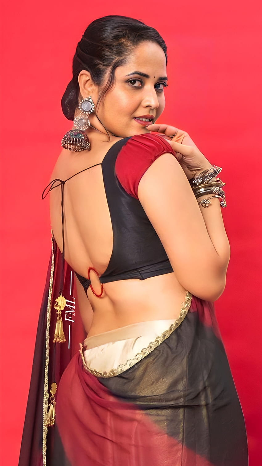 Anusuya Bharadwaj, âncora telugu Papel de parede de celular HD