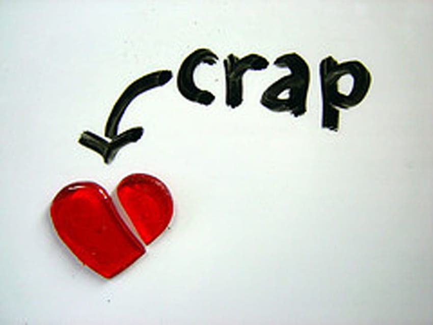 LOVE IS CRAPPY!, heart, broken HD wallpaper