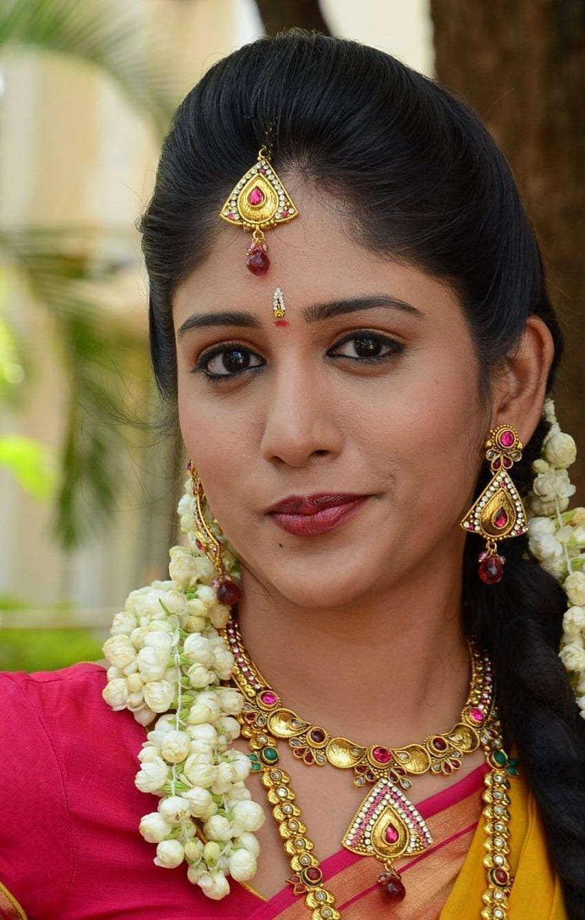 Beautiful Indian Girl Chandini Chowdary Beautiful Face Closeup - Tollywood Boost HD phone wallpaper