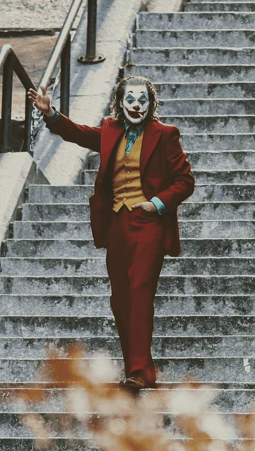 Joker bailando en las escaleras - - - Consejo fondo de pantalla del teléfono