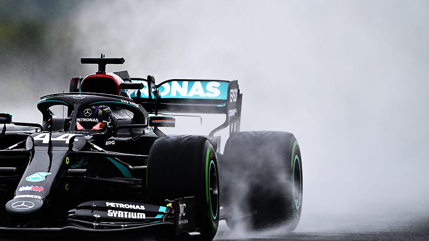 Práctica de F1 Lewis Hamilton Hungría dirigida por el seis veces campeón de Mercedes, Lewis Hamilton F1 fondo de pantalla