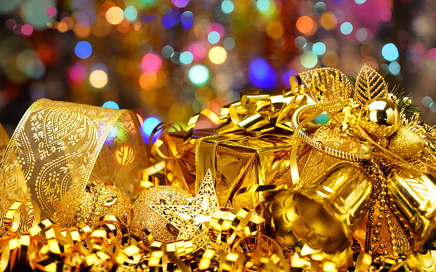decorações de natal douradas, bokeh, decoração de ano novo, feliz ano novo, feliz natal, caixas de presente douradas, sinos dourados, conceitos de ano novo, decorações de natal papel de parede HD