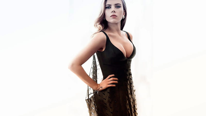 Scarlett Johansson ในชุดดำ - : วอลล์เปเปอร์ HD