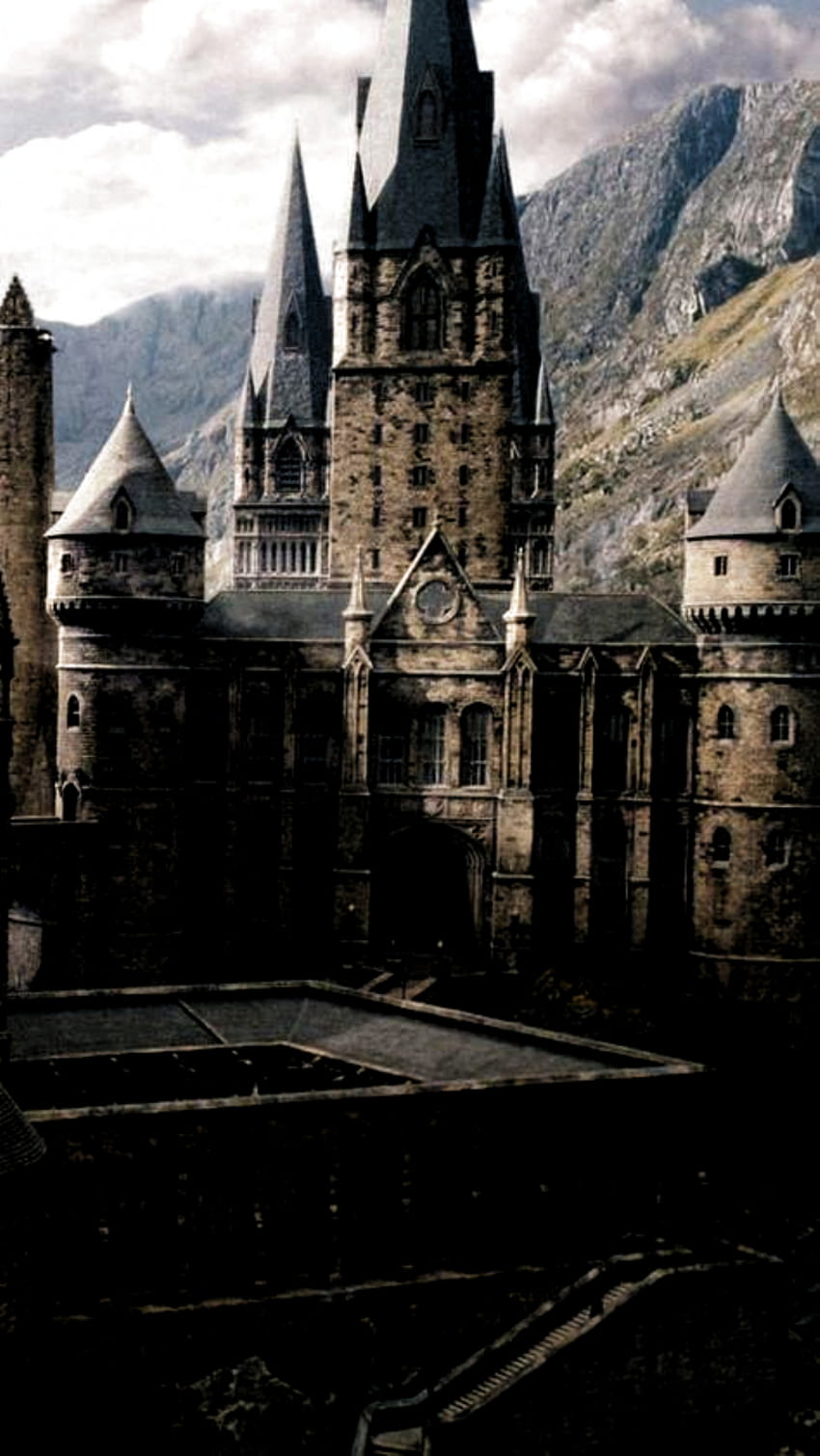 Her Harry Potter Hayranı İçin Kilit Ekranı: Hogwarts sizi karşılamak için her zaman orada olacak. Slytherin estetiği, Hogwarts estetiği, Slytherin, Harry Potter Şatosu HD telefon duvar kağıdı