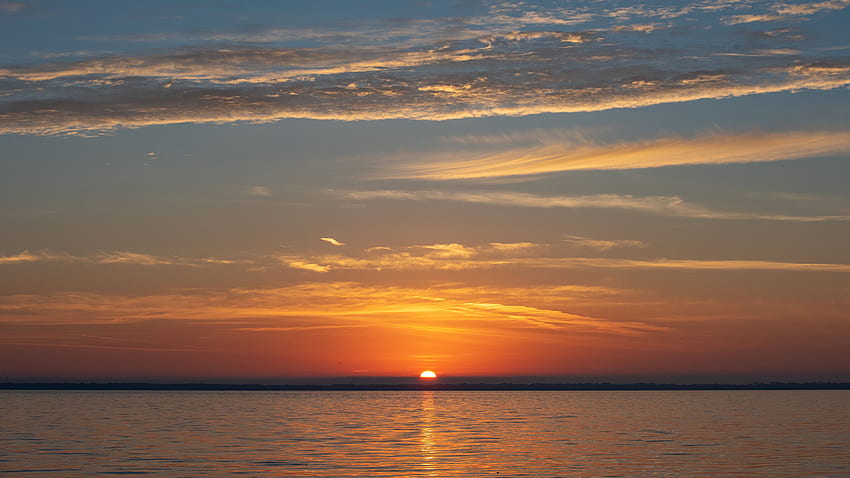 Красив морски хоризонт Небе силует Фоново отражение върху природата на водата HD тапет