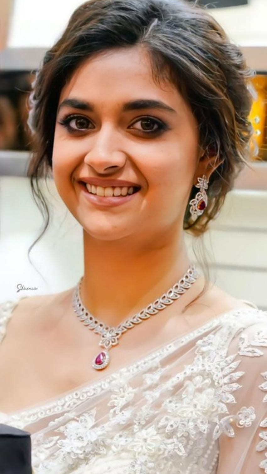 Keerthi Suresh, aktris tamil wallpaper ponsel HD