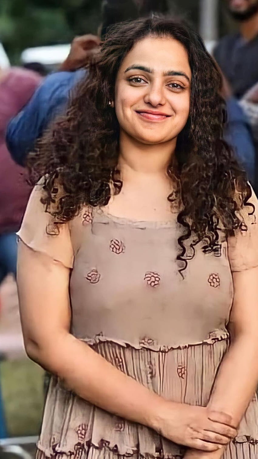 Nithya Menon, wielojęzyczna aktorka, urocza Tapeta na telefon HD