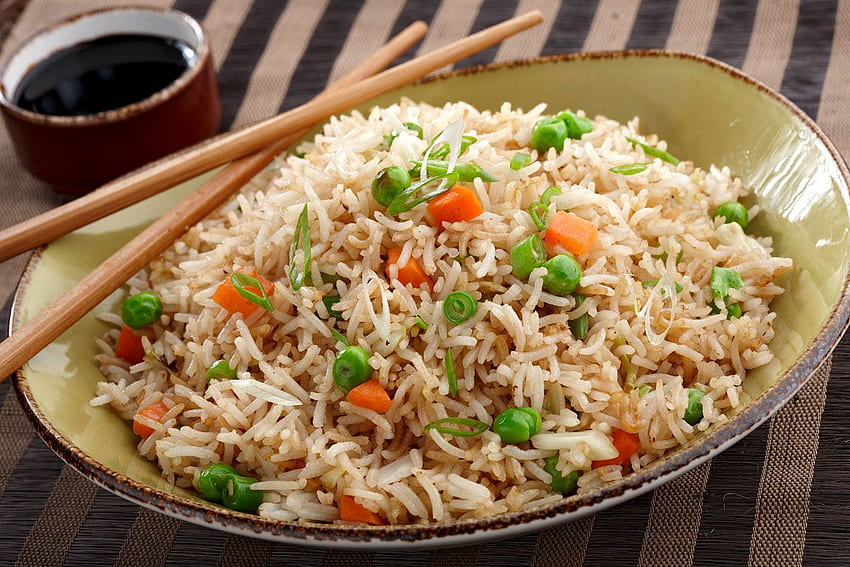 Receta de arroz frito con verduras fondo de pantalla